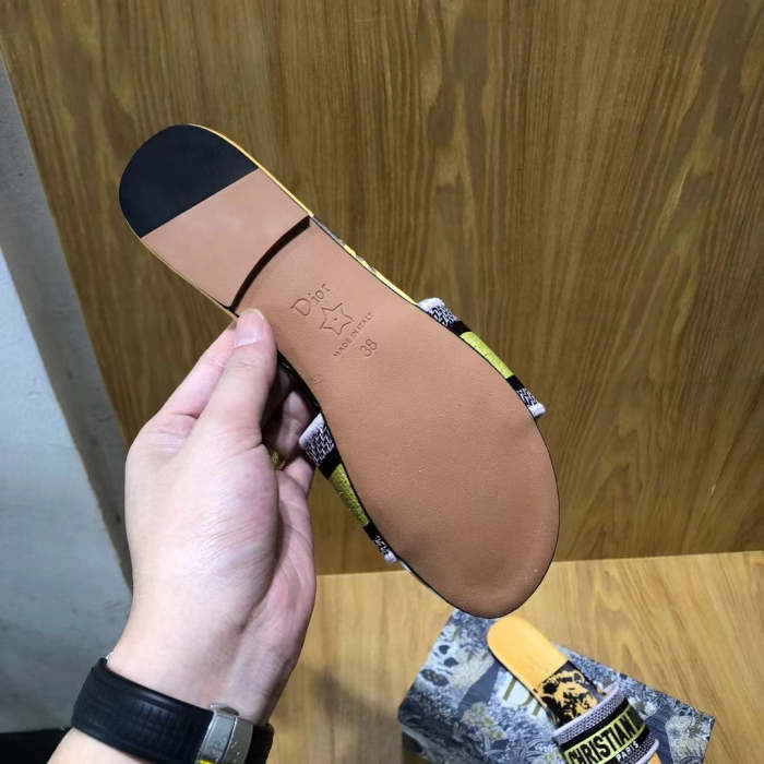 Flat leather sandals slippers , size 34-42 ,with box, SS50-988-991