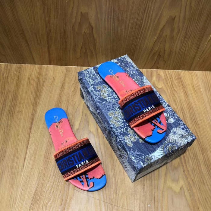 Flat leather sandals slippers , size 34-42 ,with box, SS50-988-991