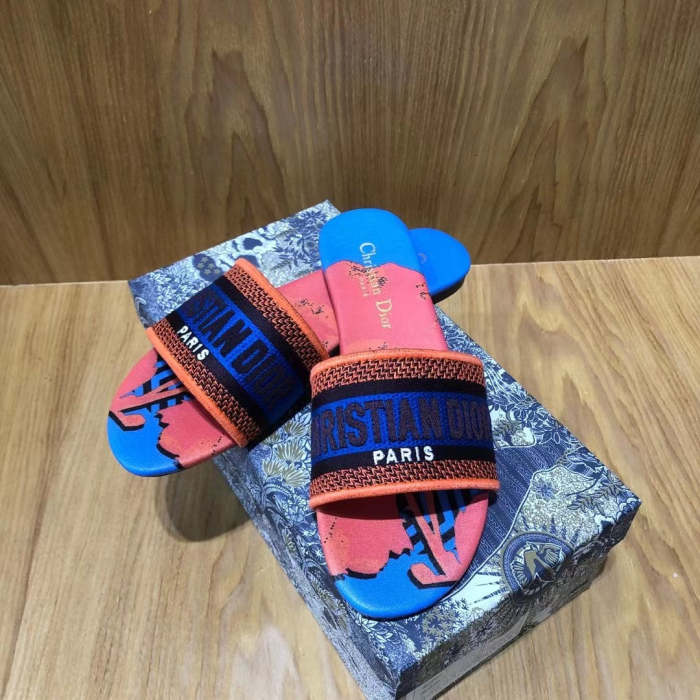 Flat leather sandals slippers , size 34-42 ,with box, SS50-988-991