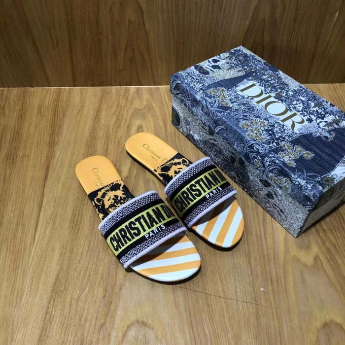 Flat leather sandals slippers , size 34-42 ,with box, SS50-988-991