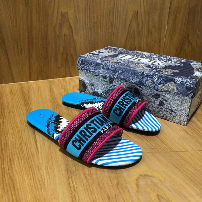 Flat leather sandals slippers , size 34-42 ,with box, SS50-988-991