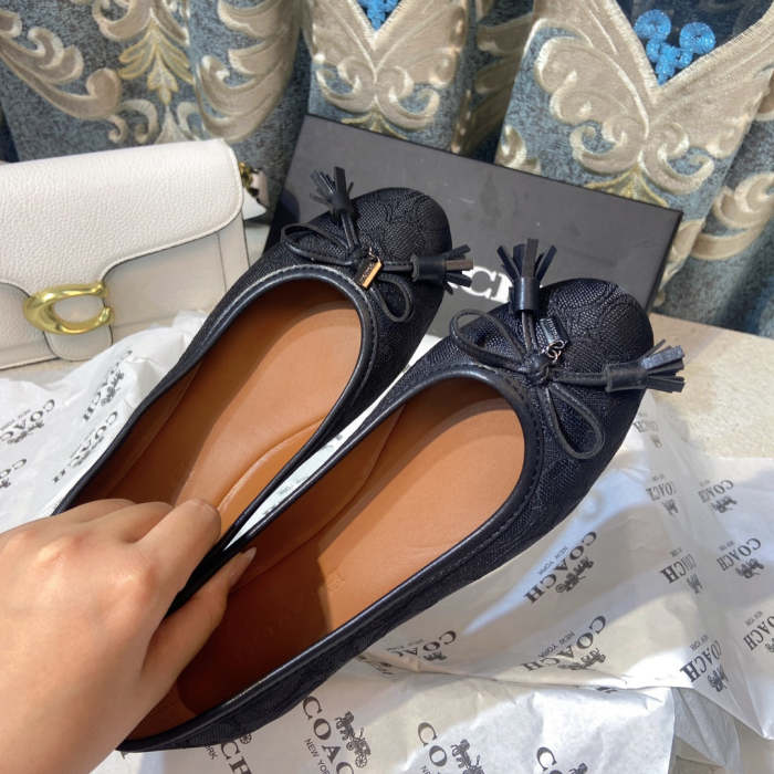 Women flat shoes ,size 35-40 ,with box,SS50-995-997
