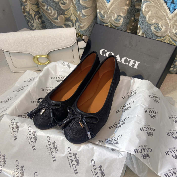 Women flat shoes ,size 35-40 ,with box,SS50-995-997