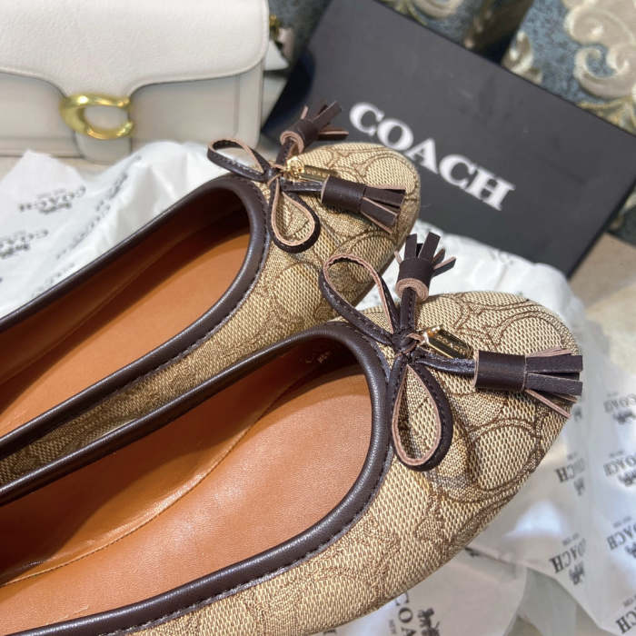 Women flat shoes ,size 35-40 ,with box,SS50-995-997