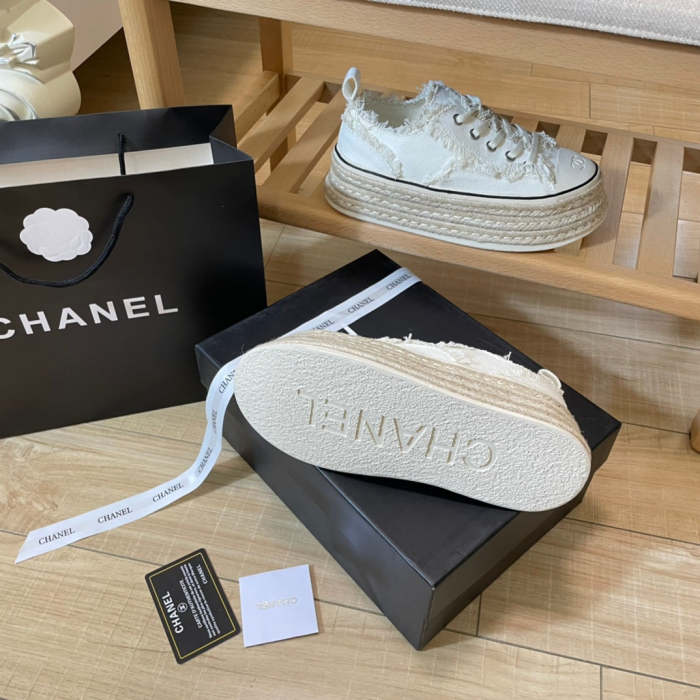 Women flat shoes ,size 34-40 ,with box,SS70-1305-1311