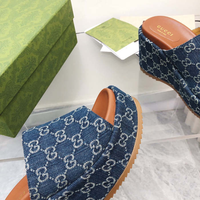 2022 new slippers,size 35-44,with box , SS70-1298-1303