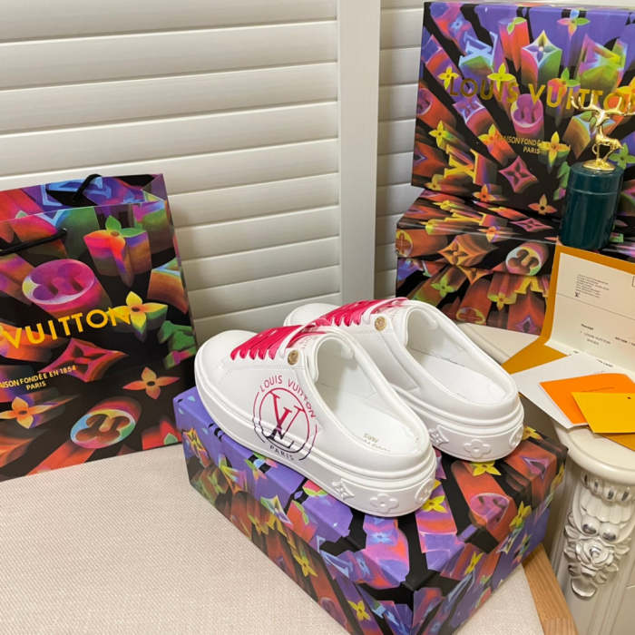 women flat sneakers shoes, size 35-41 with box , SS70-1328-1331