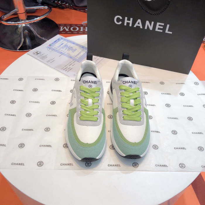 women flat sneakers shoes, size 34-41 with box , SS70-1326-1327