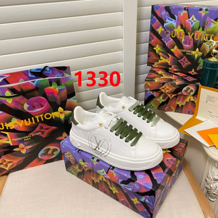 women flat sneakers shoes, size 35-41 with box , SS70-1328-1331