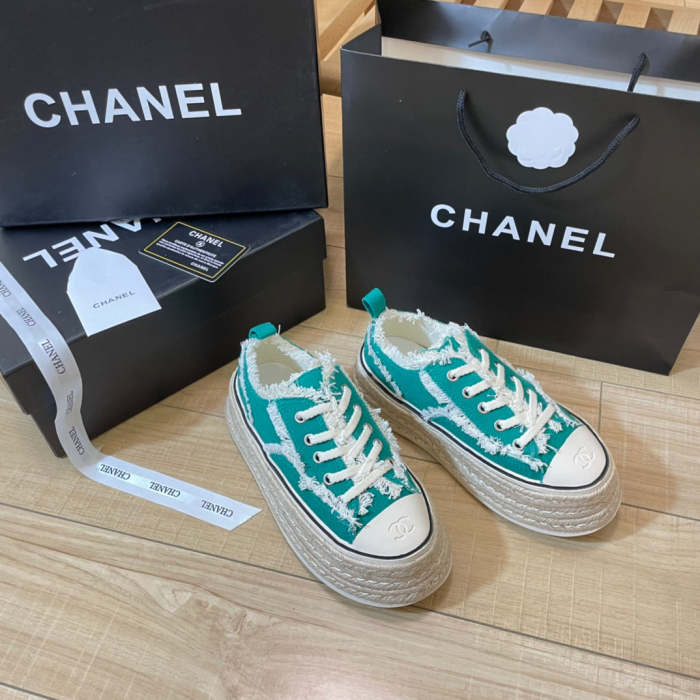 Women flat shoes ,size 34-40 ,with box,SS70-1305-1311