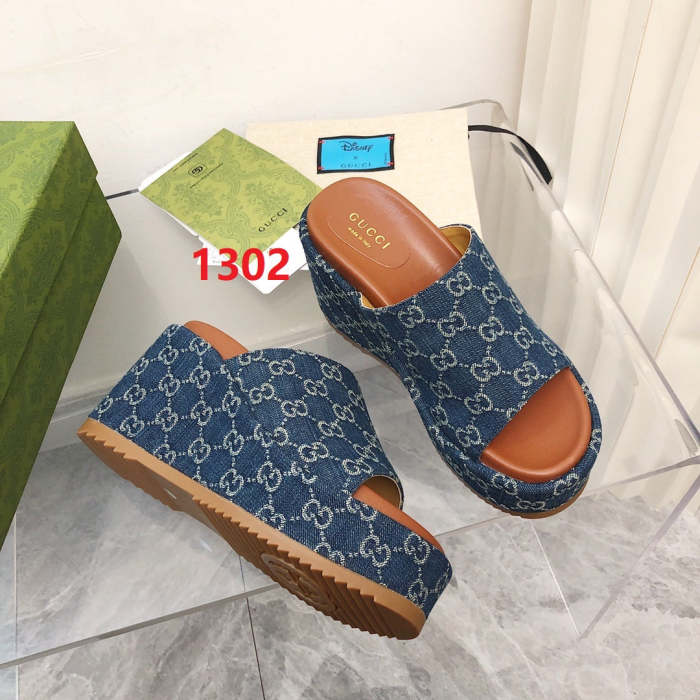 2022 new slippers,size 35-44,with box , SS70-1298-1303