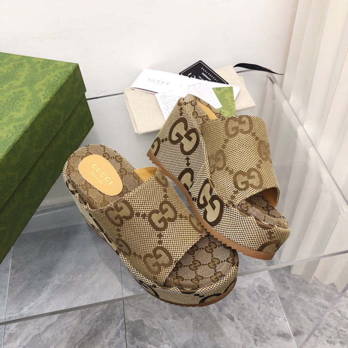 2022 new slippers,size 35-44,with box , SS70-1298-1303