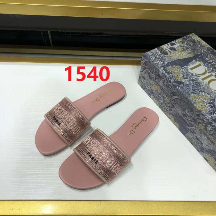 Flat leather sandals slippers , size 34-42 ,with box, SS60-1536-1540