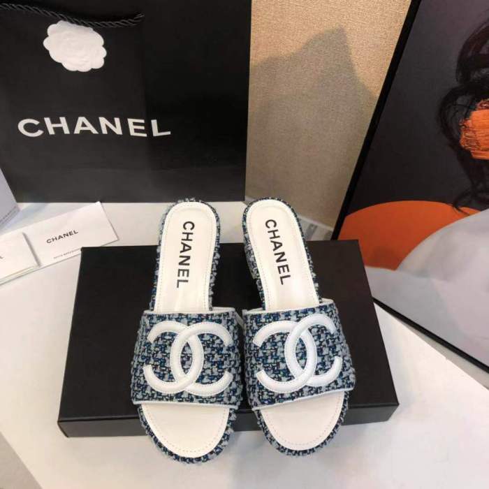 women leather sandals slippers , size 34-41 ,with box, SS60-1580-1581