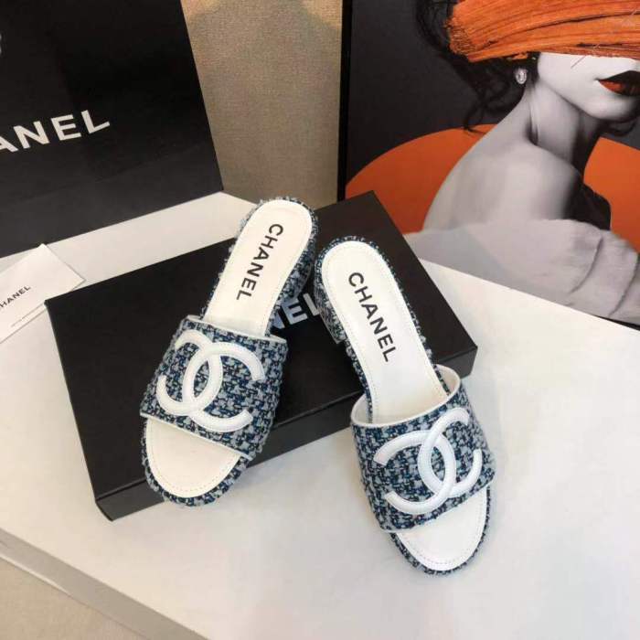 women leather sandals slippers , size 34-41 ,with box, SS60-1580-1581