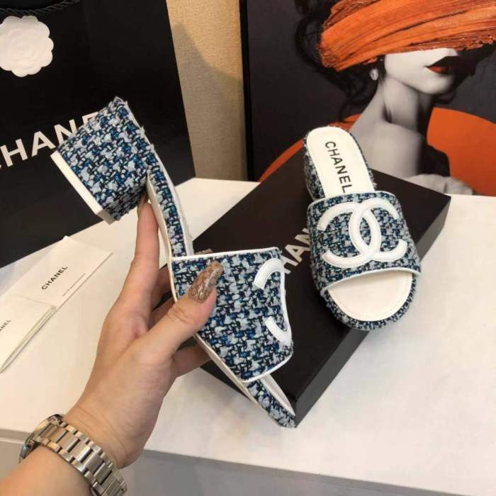women leather sandals slippers , size 34-41 ,with box, SS60-1580-1581