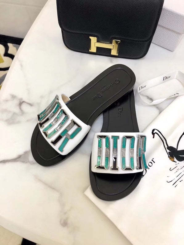 Flat leather sandals slippers , size 34-42 ,with box, SS50-1028