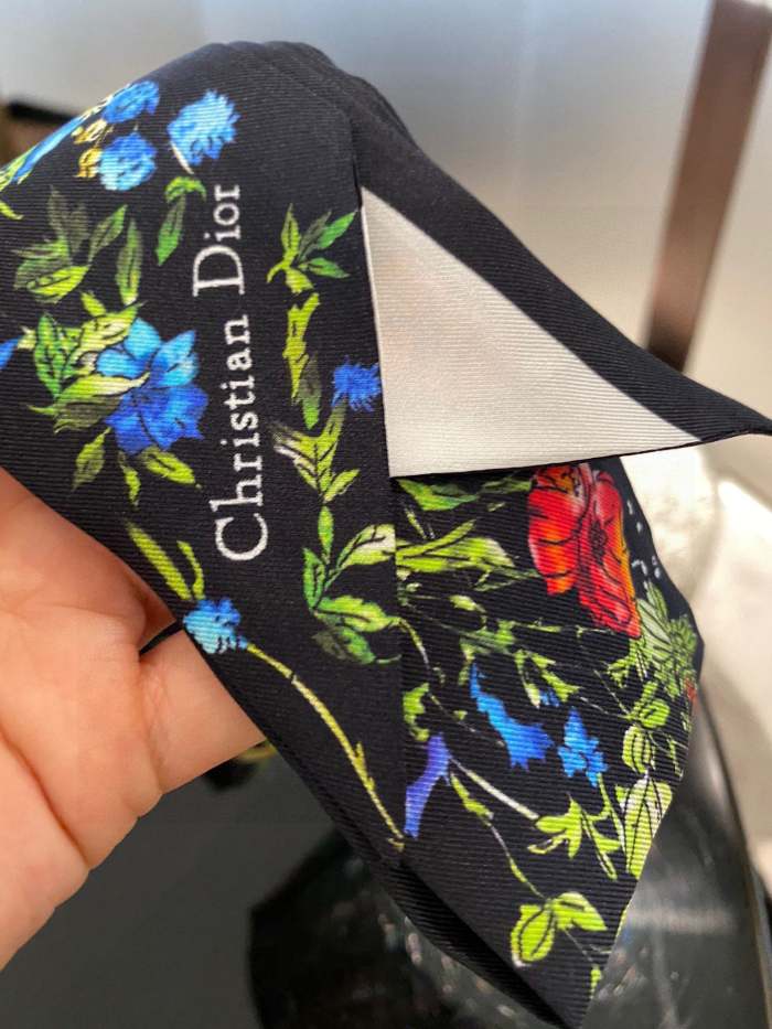Silk scarf, hair tie , NO BOX, size 6-105cm,  SF15-289-291