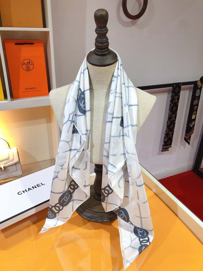 Silk scarf , NO BOX, size 90*90cm,  SF15-293-295