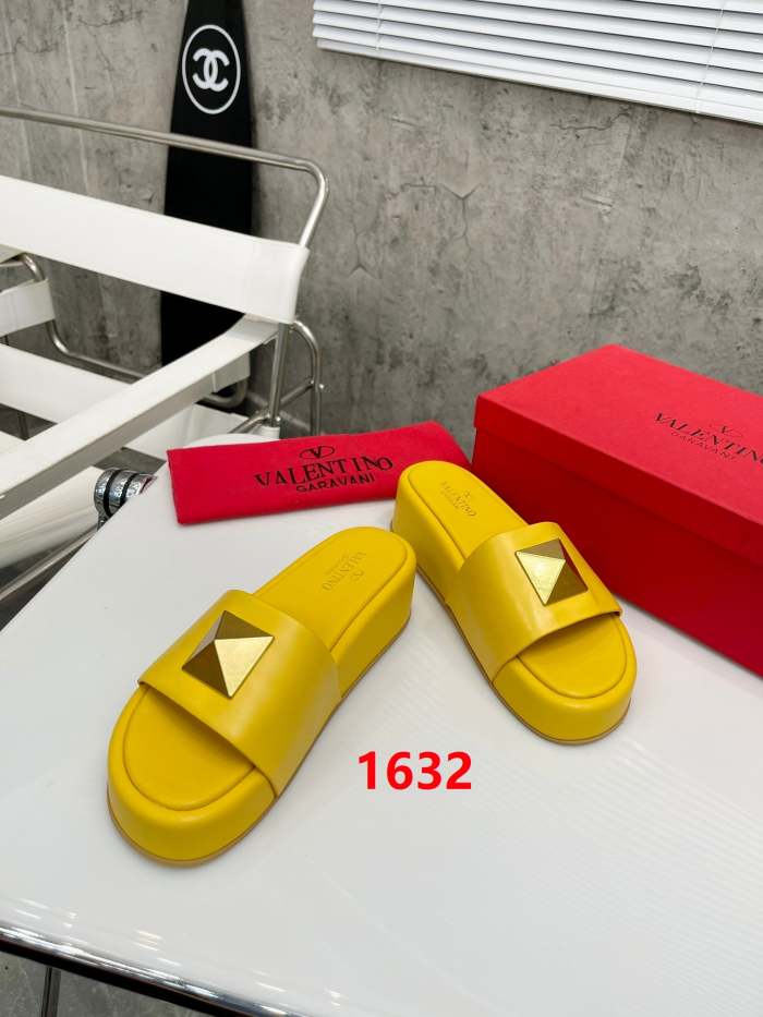 Flat leather sandals slippers , size 35-41 ,with box, SS60-1630-1633