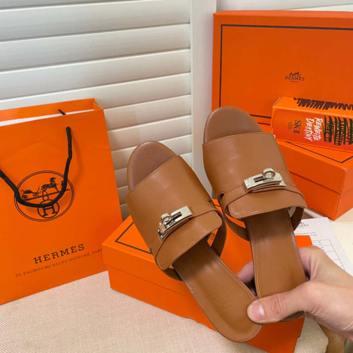 Women leather sandals slippers , size 35-42 ,with box, SS60-1601-1603