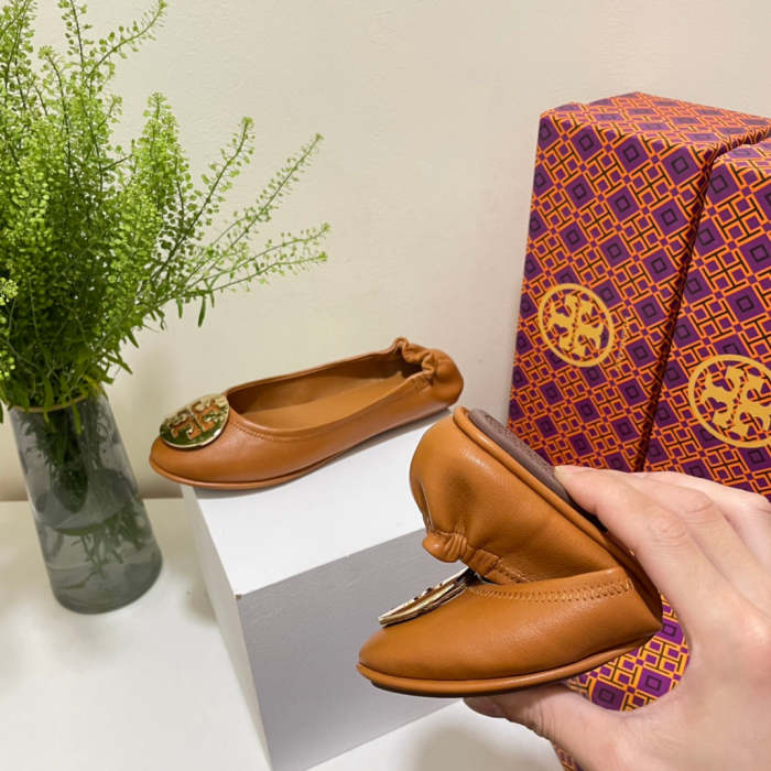 Women flat shoes ,size 35-40 ,with box, SS60-1606-1615