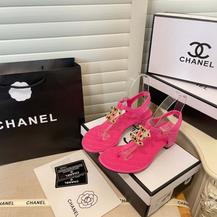 Women leather sandals slippers , size 35-40 ,with box, SS60-1619-1622