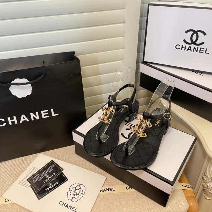 Women leather sandals slippers , size 35-40 ,with box, SS60-1619-1622