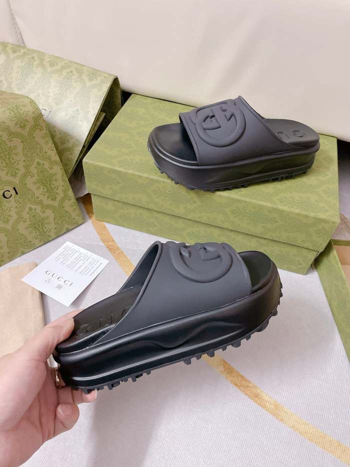 Flat leather sandals slippers , size 35-41 ,with box, SS60-1598-1600