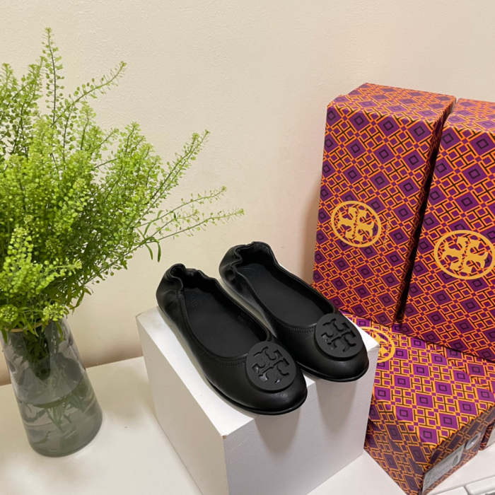 Women flat shoes ,size 35-40 ,with box, SS60-1606-1615