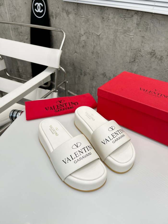 Flat leather sandals slippers , size 35-41 ,with box, SS60-1634-1637