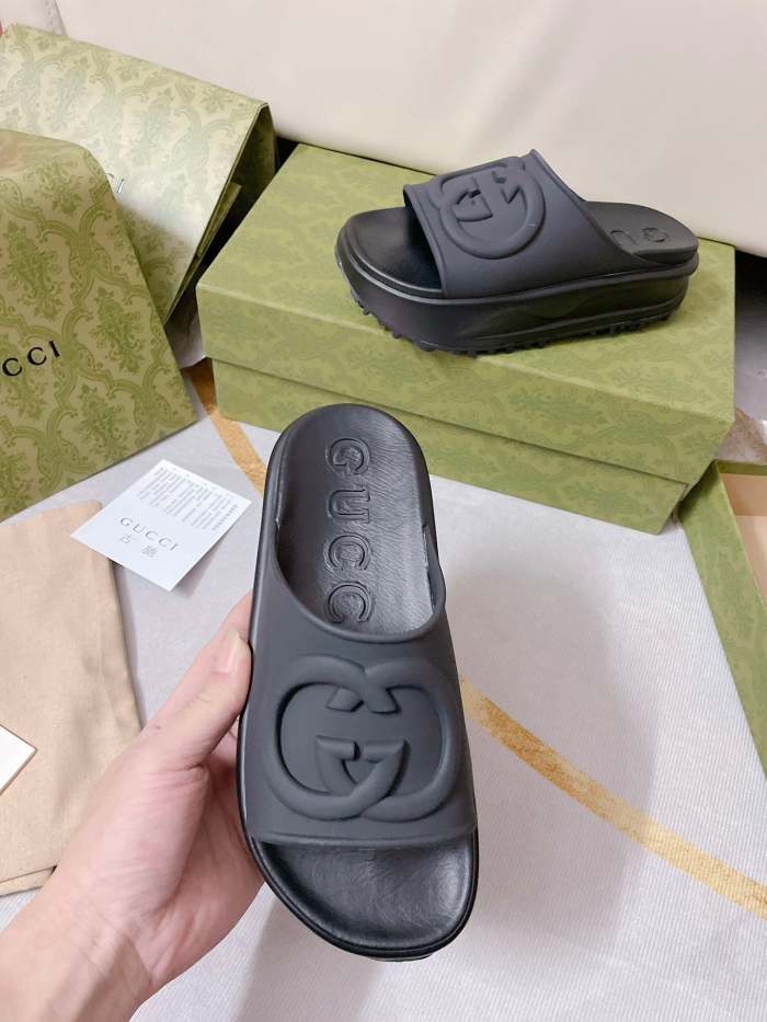 Flat leather sandals slippers , size 35-41 ,with box, SS60-1598-1600