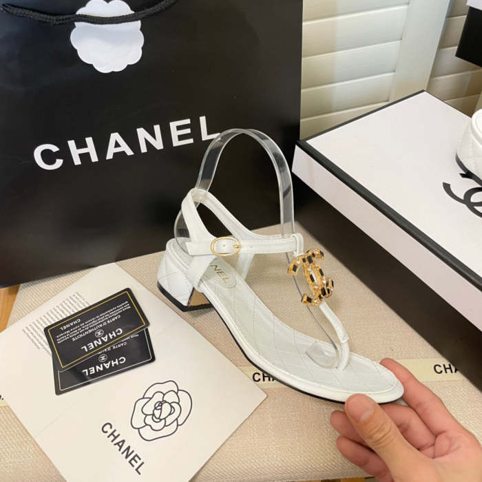 Women leather sandals slippers , size 35-40 ,with box, SS60-1619-1622