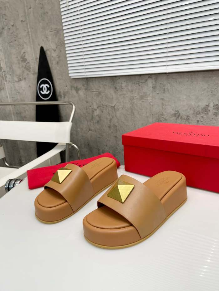 Flat leather sandals slippers , size 35-41 ,with box, SS60-1630-1633