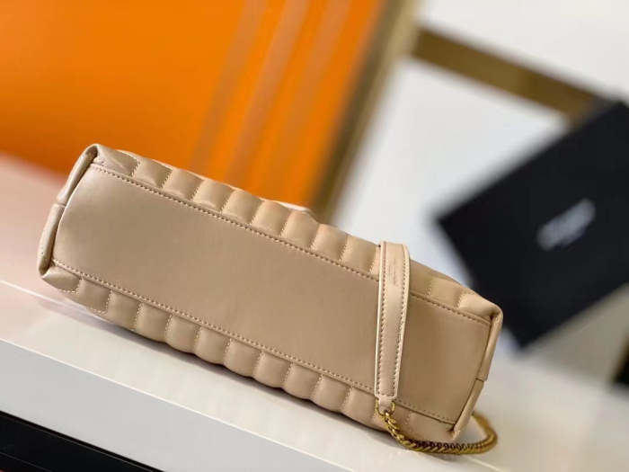 Leather bag, 5A , size 20cm or 24cm or 31cm, B110-61
