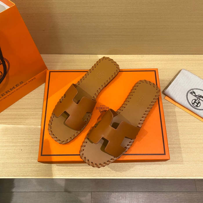 Leather flat sandals shoes, size 35-40 , SS60-1680-1682
