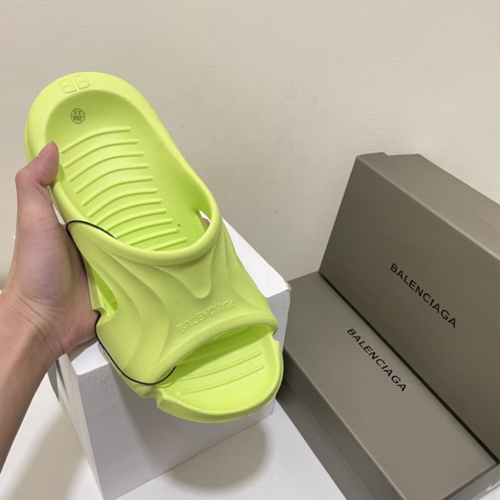Flat leather sandals slippers , size 36-45 ,SS60-1693-1696