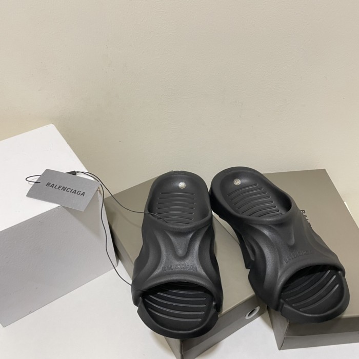 Flat leather sandals slippers , size 36-45 ,SS60-1693-1696