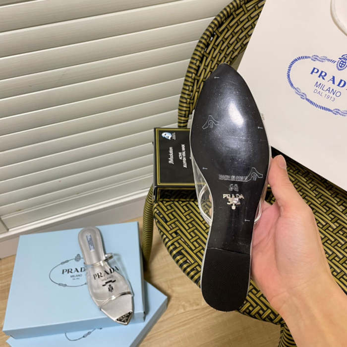 Padding sheepskin ，High-end PVC，women's slippers，size 35-40，SS60-1698-1701