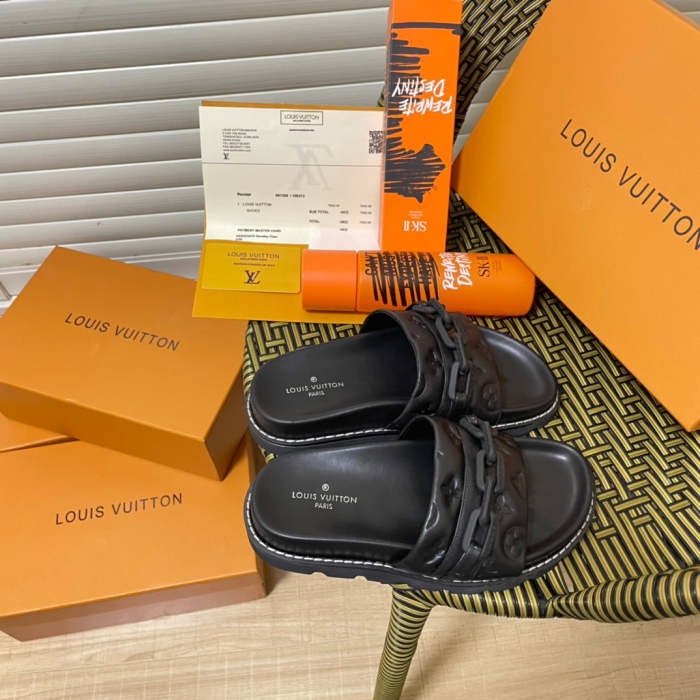 Flat leather sandals slippers , size 35-40 ,SS60-1714-1718