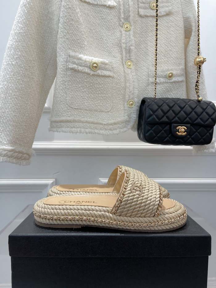 Women flat sandals slippers , size 35-40, SS70-1356