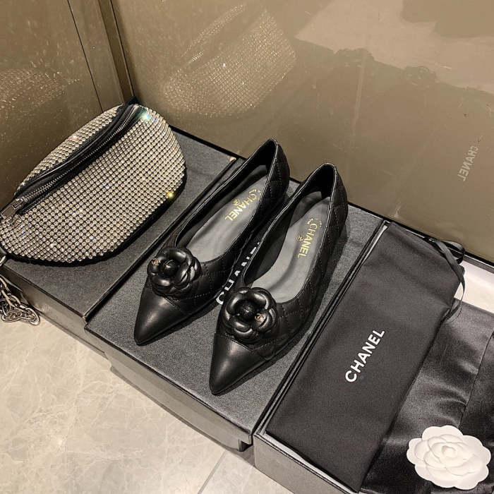 Women flat shoes ,size 35-40 ,SS60-1739-1740