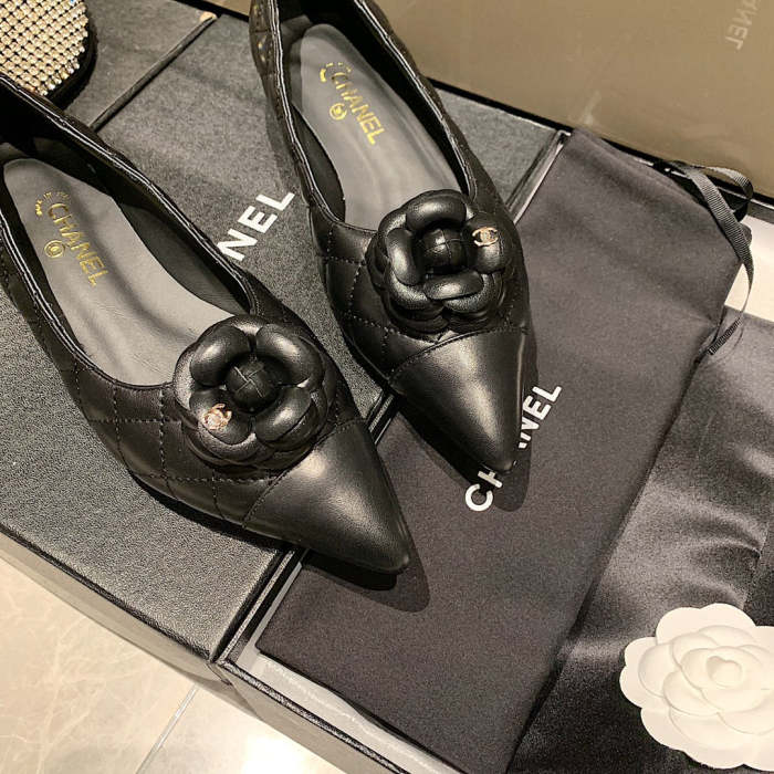 Women flat shoes ,size 35-40 ,SS60-1739-1740