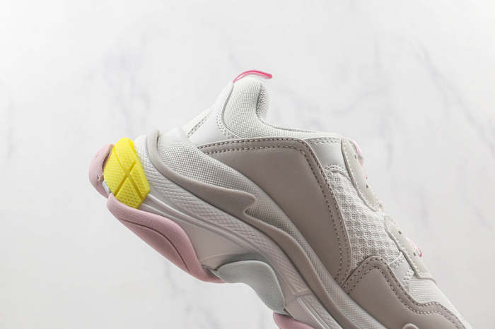 AAAAA quality，Air-cushion sole women's casual shoes sneakers ，size 35-40,SS120-95