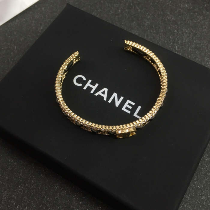 bracelet bangle cuff jewelry ,with box,  J25-1255