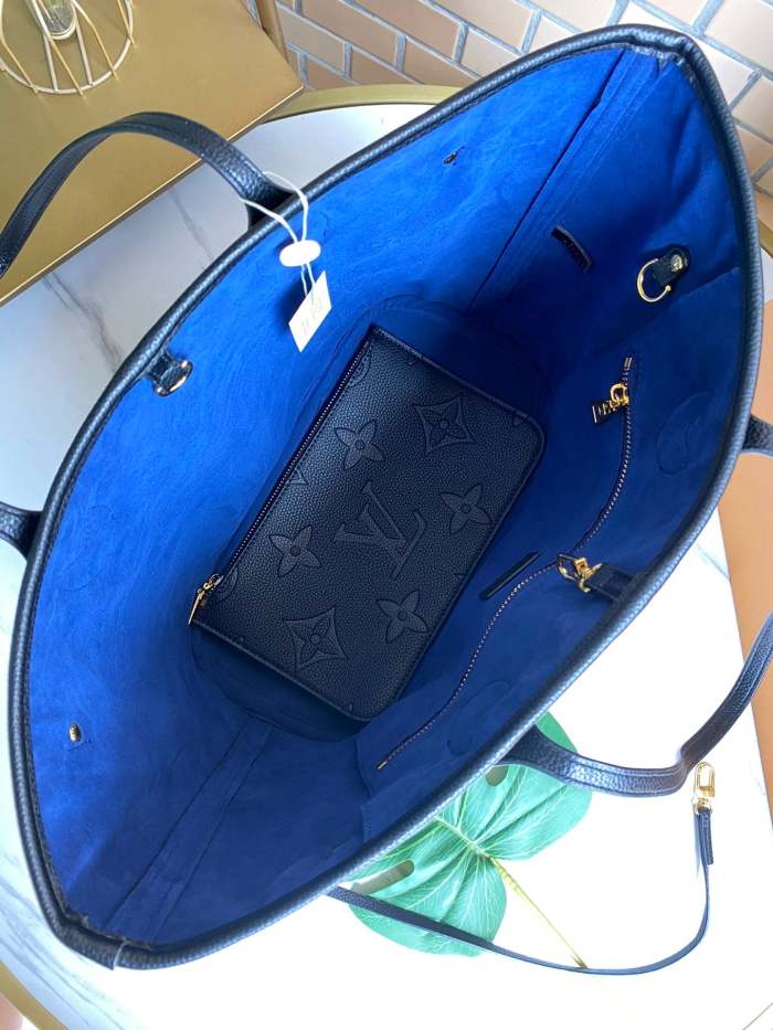 leather bag, AAAAA, no box,size: 32*29*17cm,B110-65-69