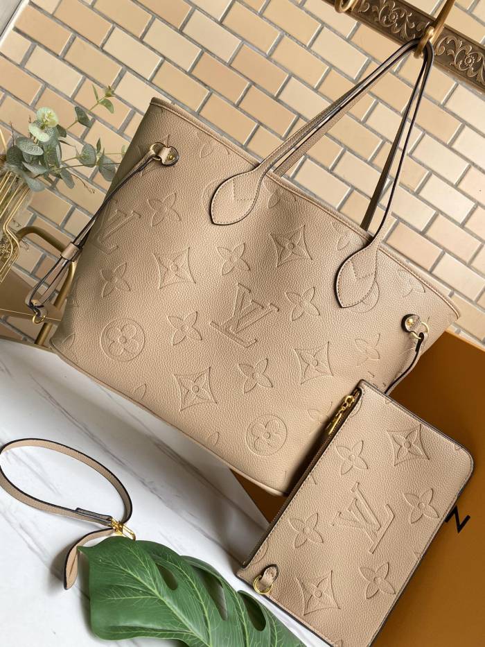 leather bag, AAAAA, no box,size: 32*29*17cm,B110-65-69