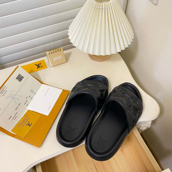 Flat leather sandals slippers , size 35-44 ,SS50-1048-1051
