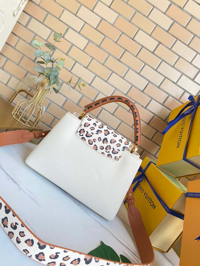 leather bag, AAAAA, no box,size:27*18*9cm/31.5*20*11cm,B110-78-81