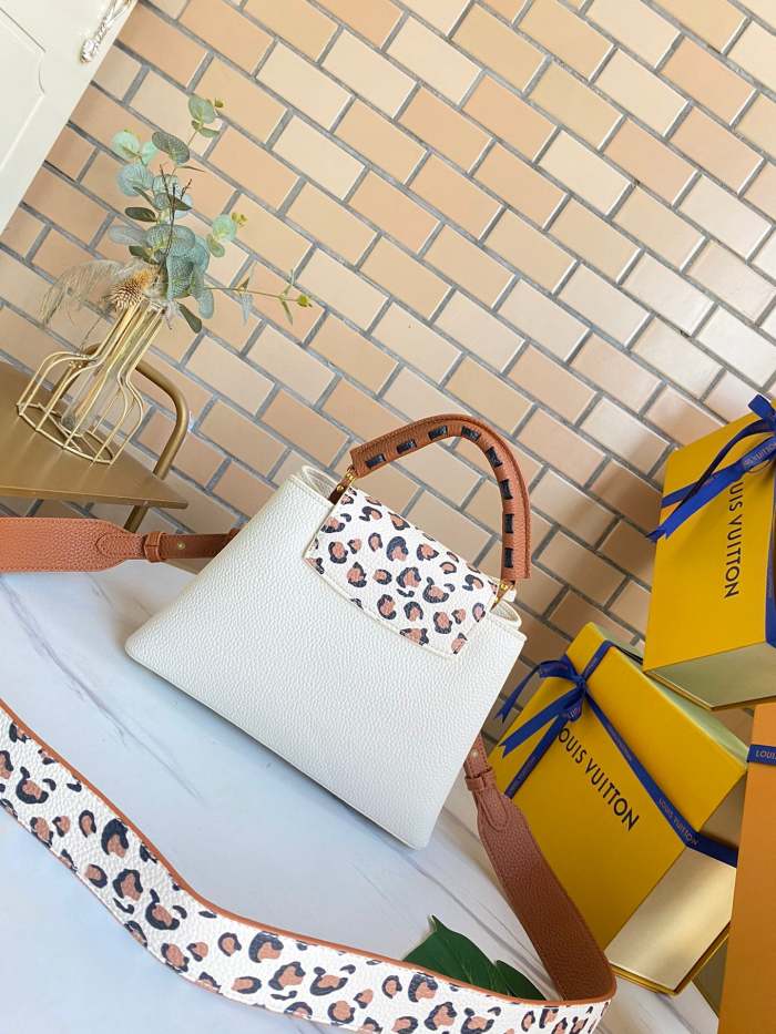leather bag, AAAAA, no box,size:27*18*9cm/31.5*20*11cm,B110-78-81